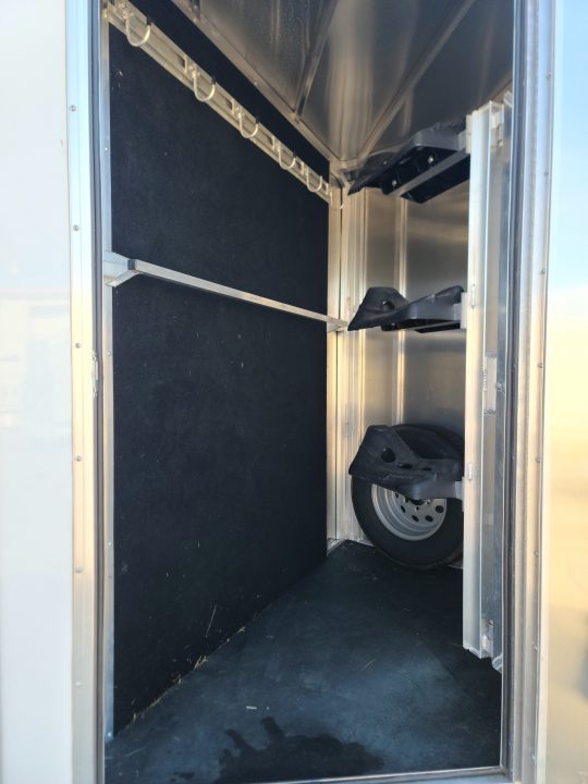 Trailer Photo 9
