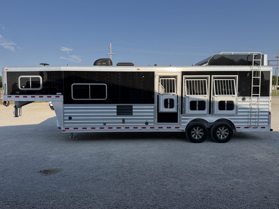 Trailer Photo 7