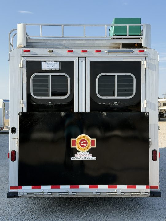 Trailer Photo 8