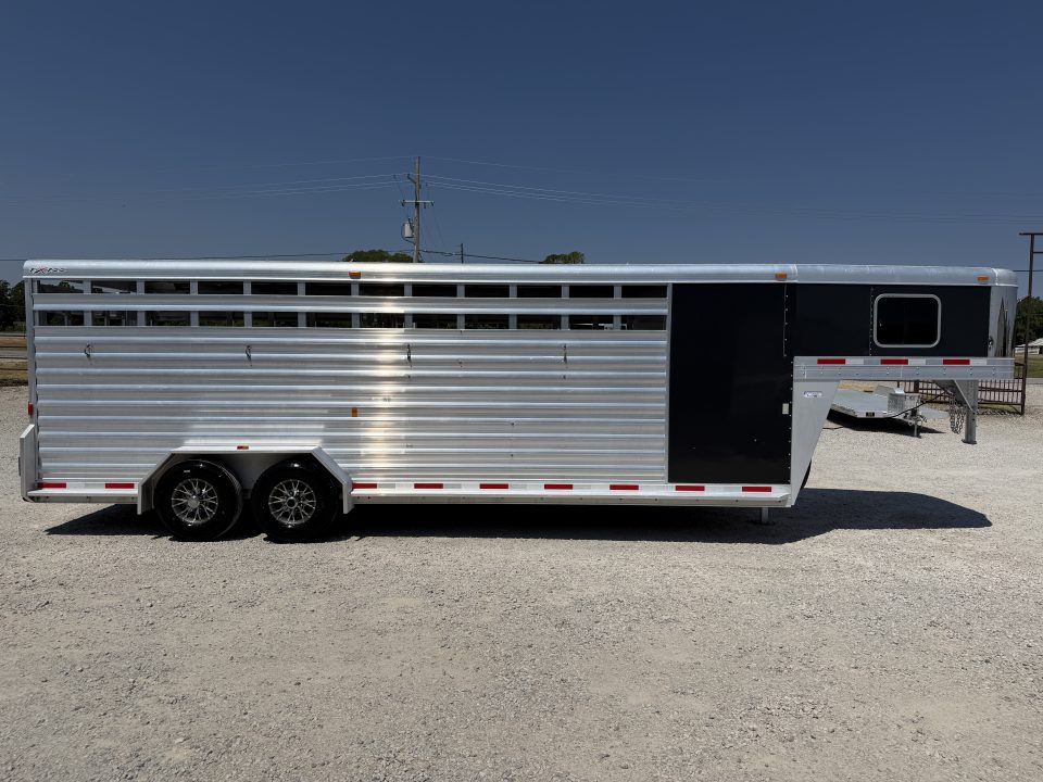 Trailer Photo 4