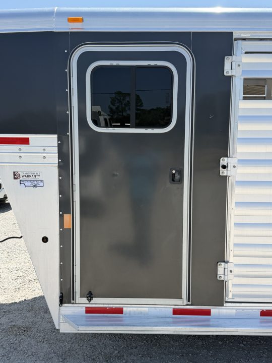 Trailer Photo 9