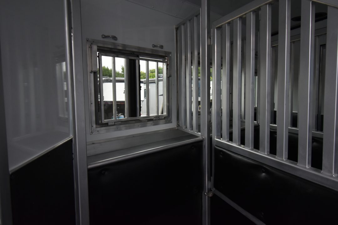 Trailer Photo 10