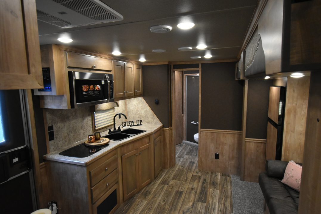 Trailer Photo 26