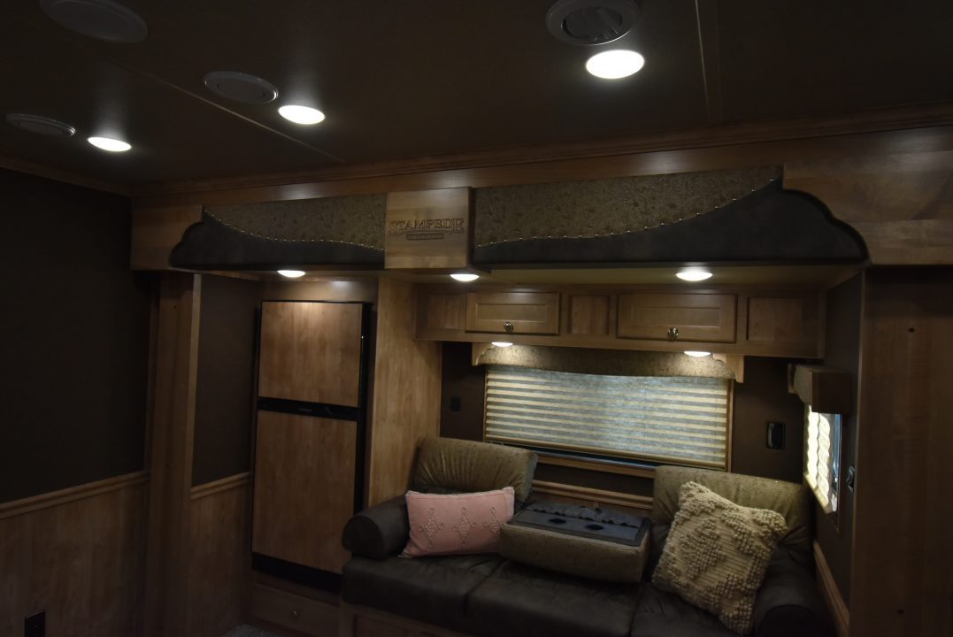 Trailer Photo 27