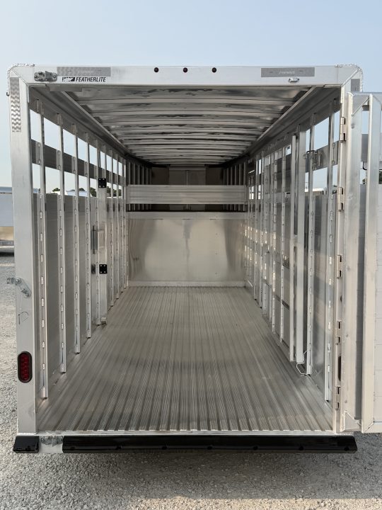 Trailer Photo 10