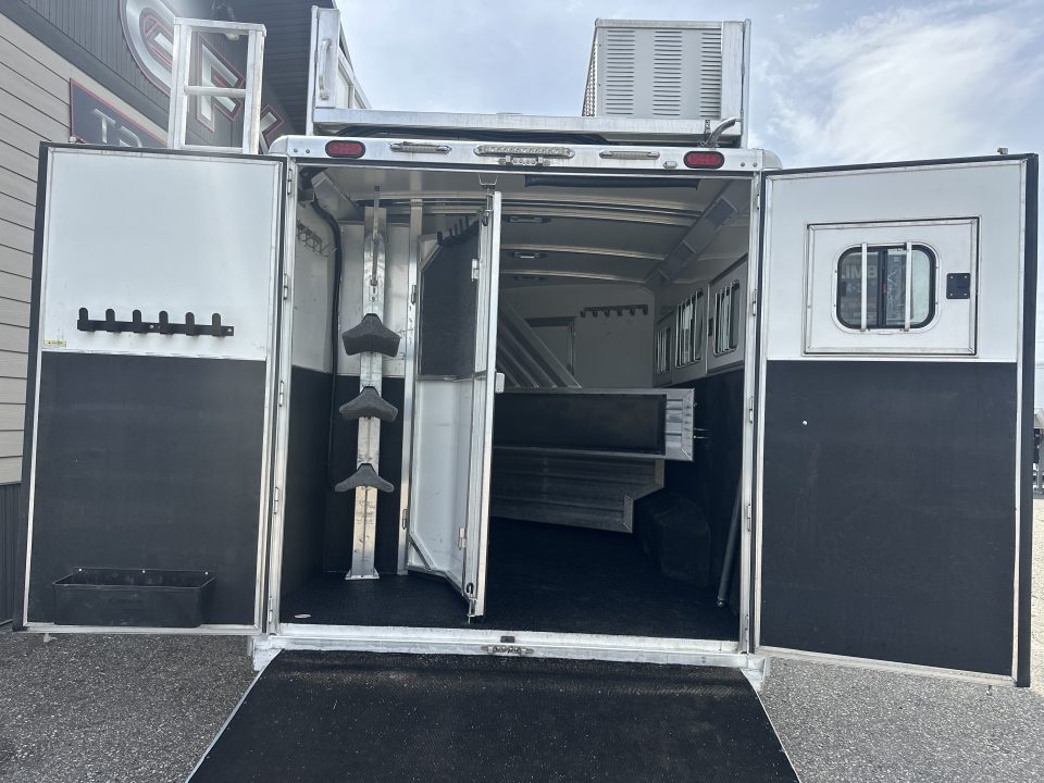 Trailer Photo 6