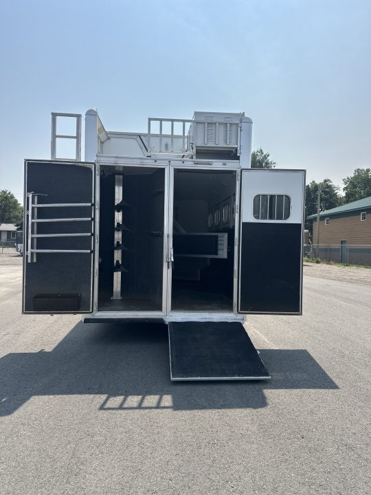 Trailer Photo 18