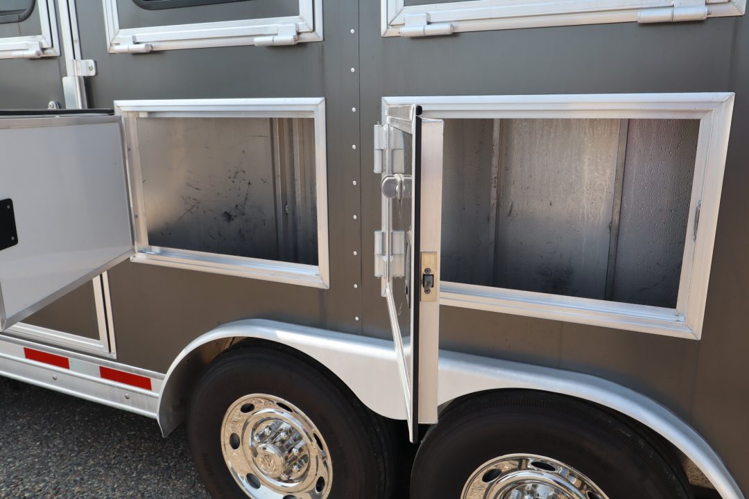 Trailer Photo 4