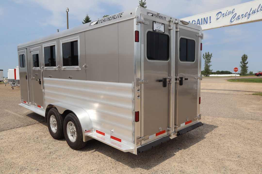 Trailer Photo 2