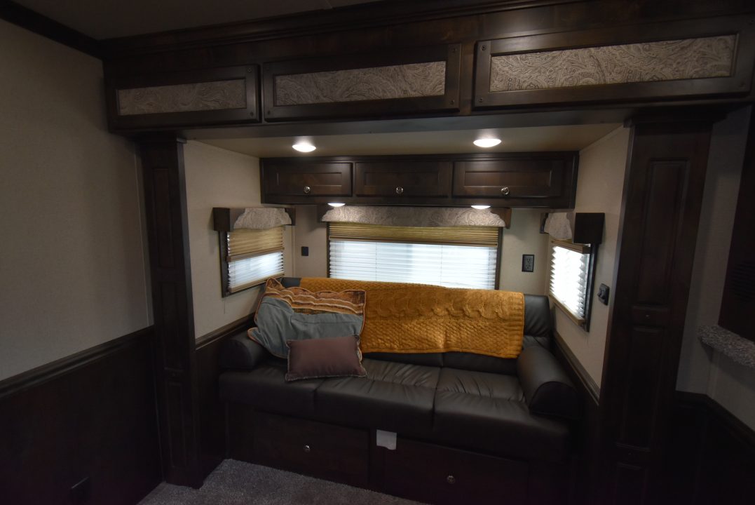 Trailer Photo 19