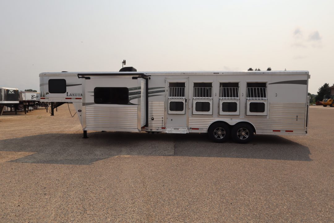 Trailer Photo 7