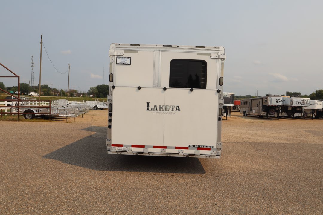 Trailer Photo 9