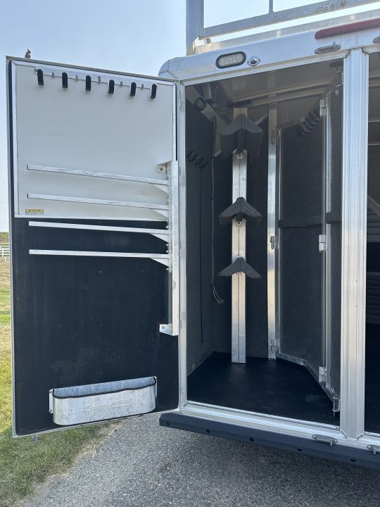 Trailer Photo 11