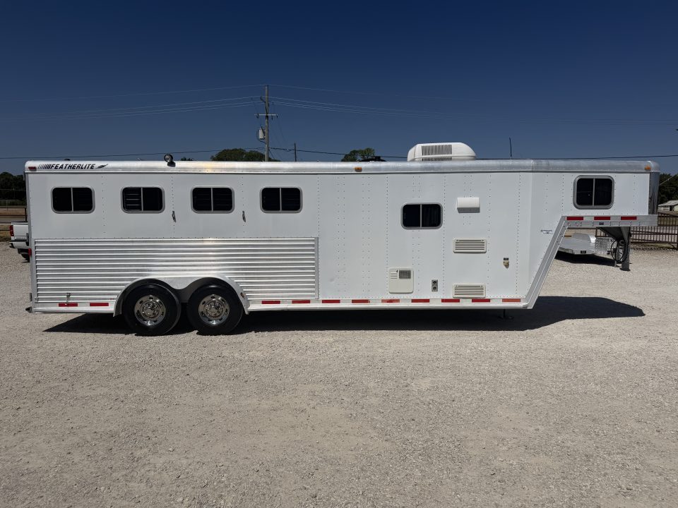 Trailer Photo 5