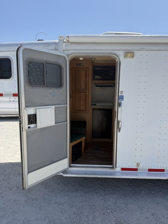 Trailer Photo 11