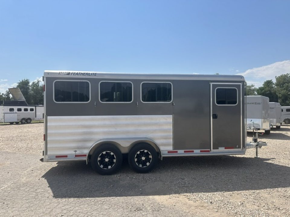 2024 Featherlite Trailers 3 Horse
