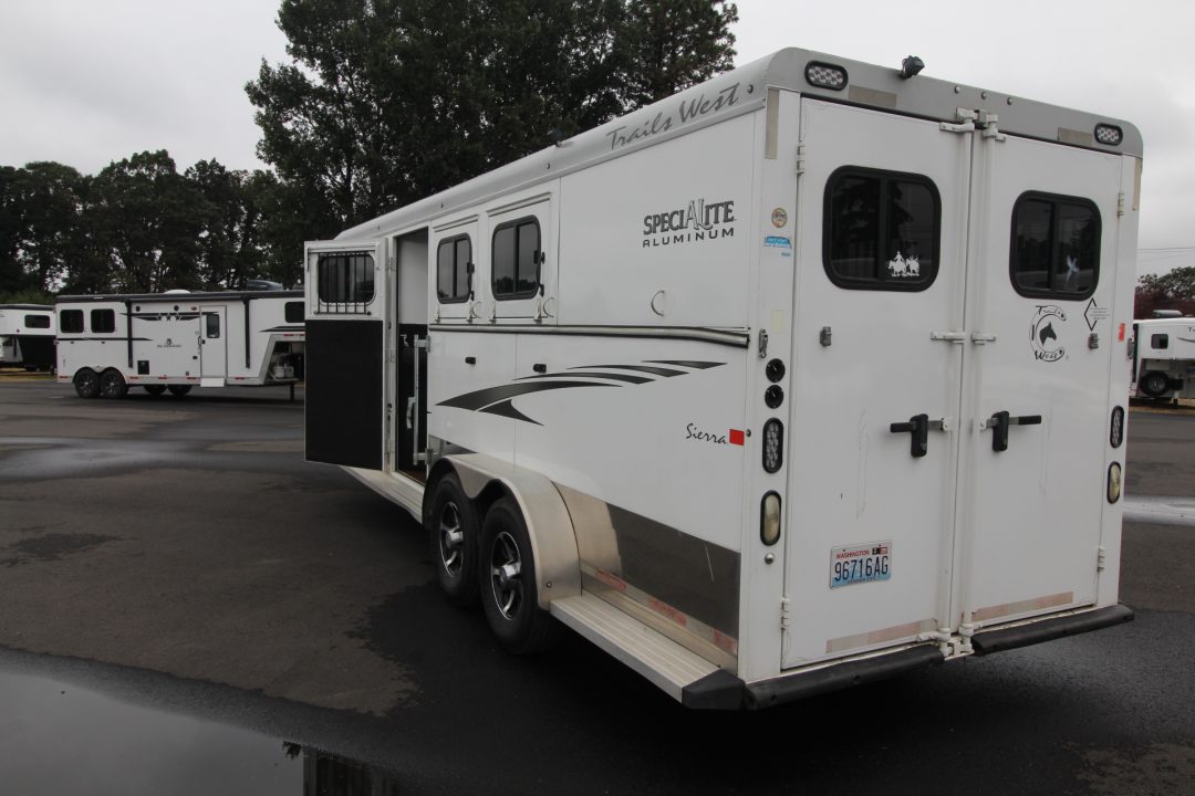 Trailer Photo 14