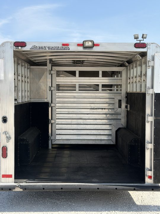 Trailer Photo 6