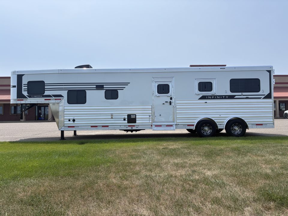 Trailer Photo 5