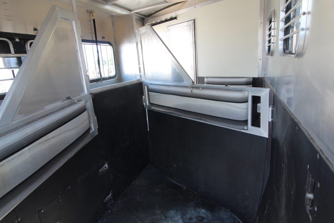 Trailer Photo 18