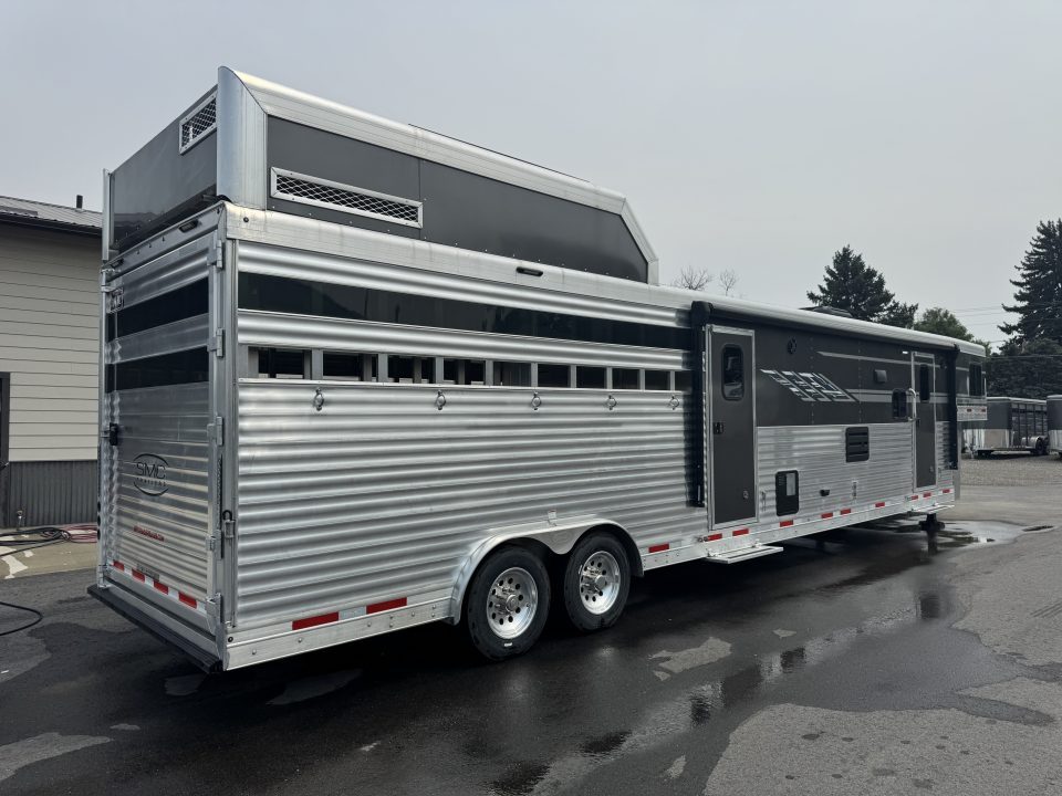 Trailer Photo 2