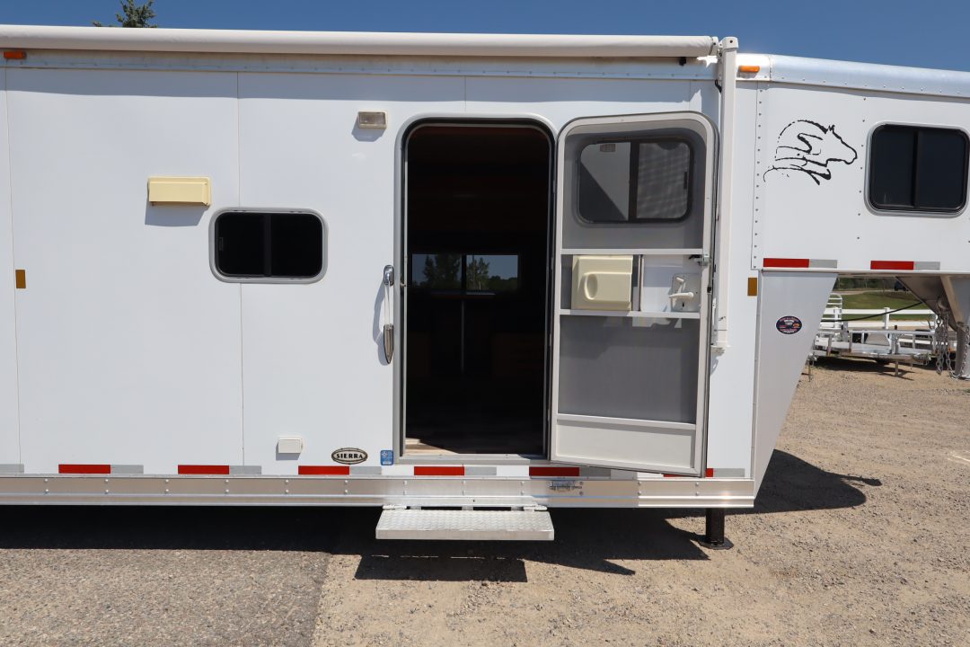Trailer Photo 15