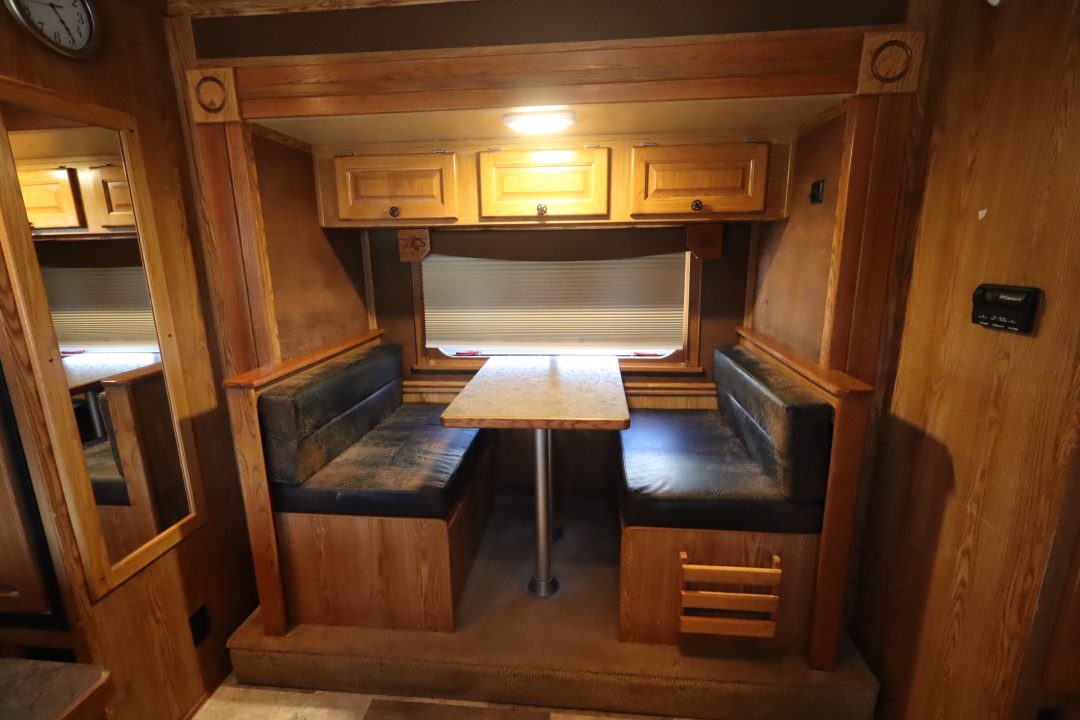 Trailer Photo 19