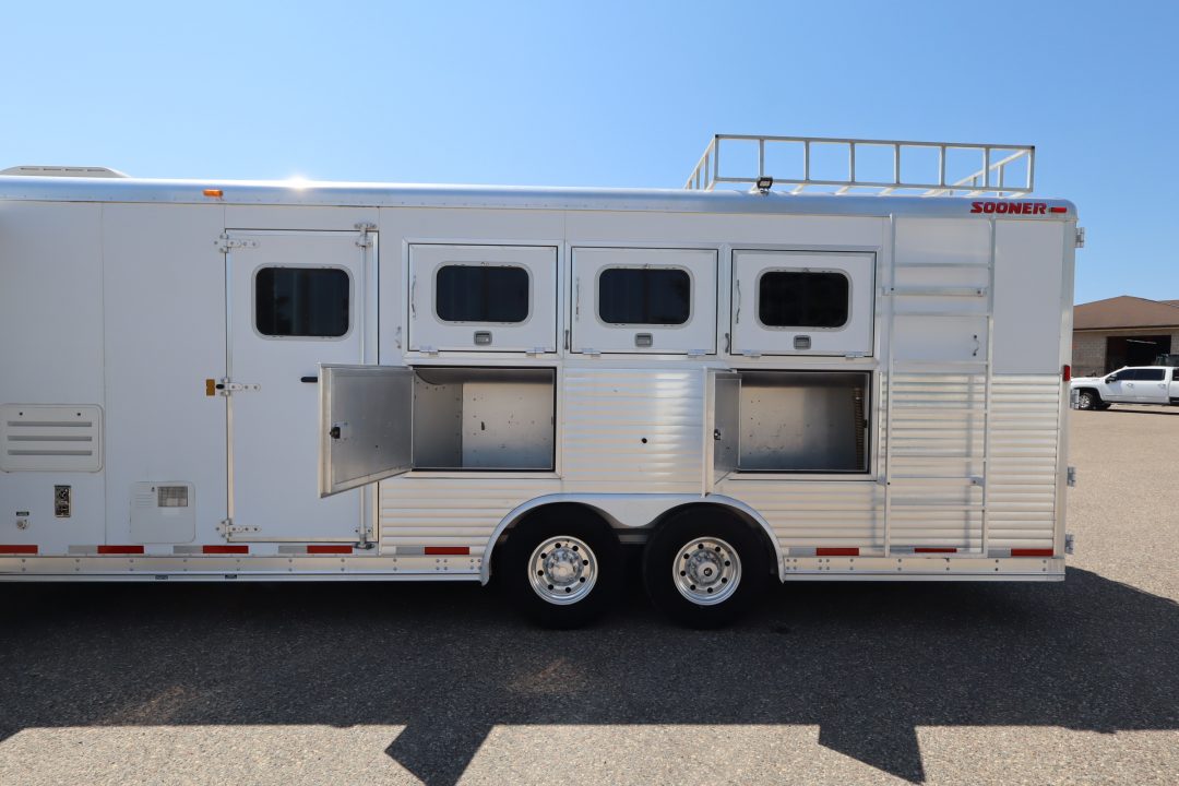 Trailer Photo 7