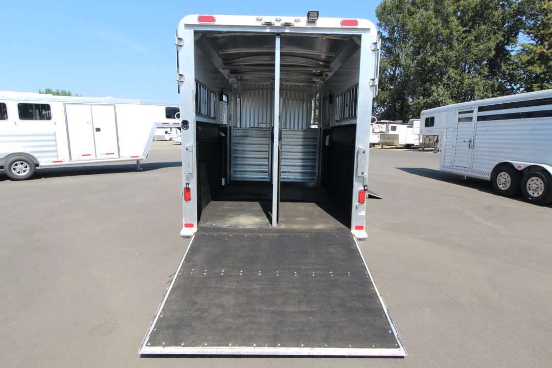 Trailer Photo 4