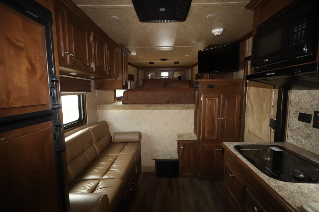 Trailer Photo 27