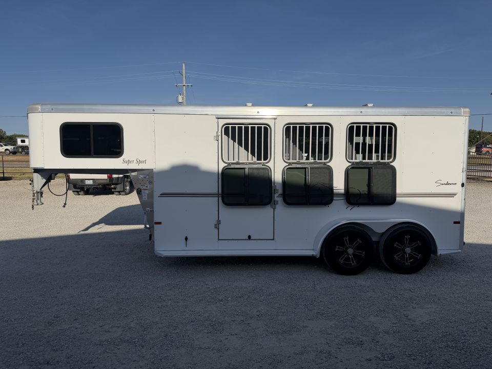 Trailer Photo 5