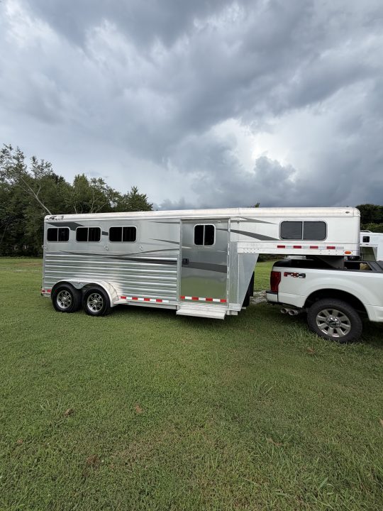 Trailer Photo 2