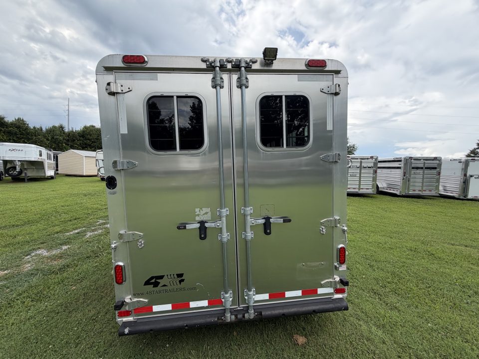 Trailer Photo 14