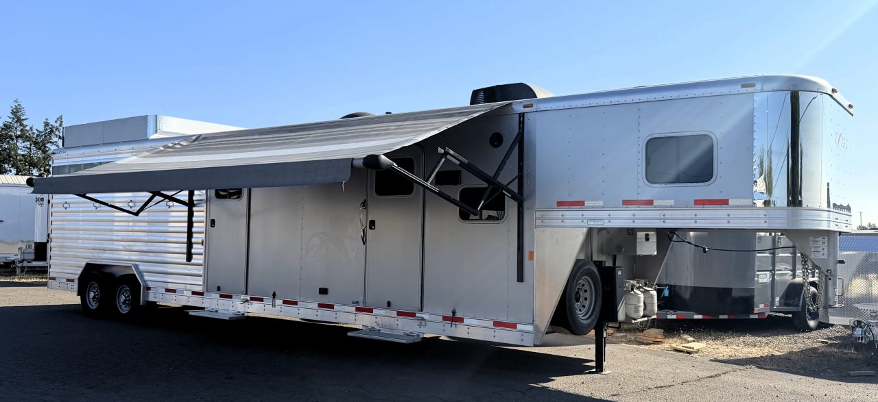 2015 Exiss Trailers STOCK