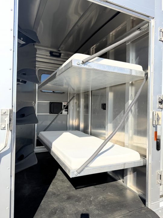 Trailer Photo 4