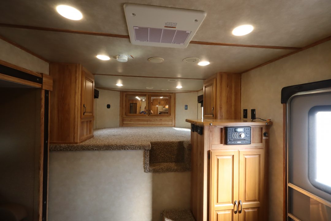Trailer Photo 11