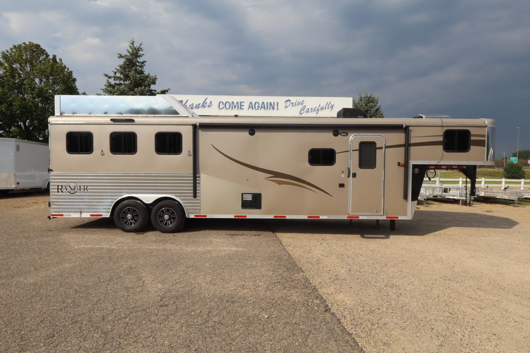 2015 Bison Trailers 3