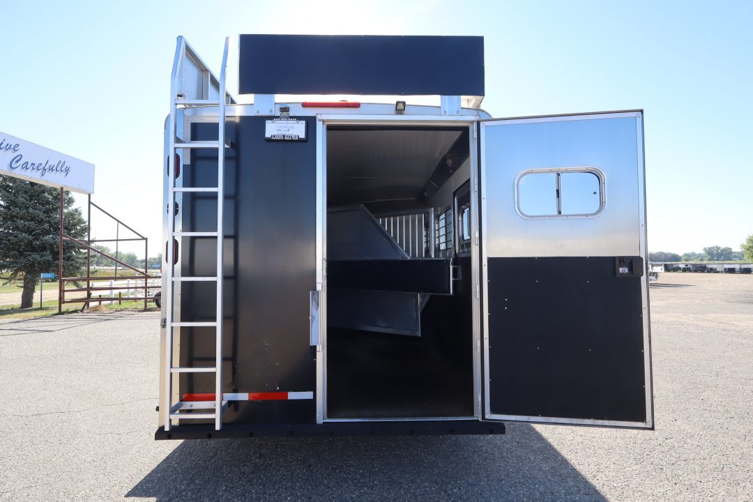 Trailer Photo 14