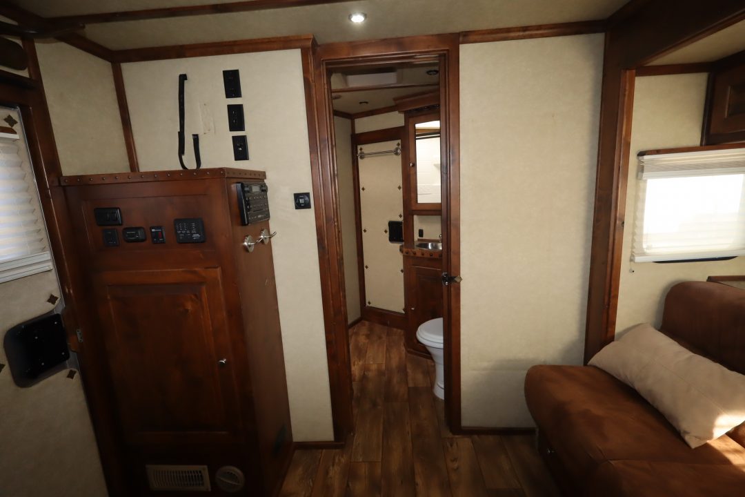 Trailer Photo 25
