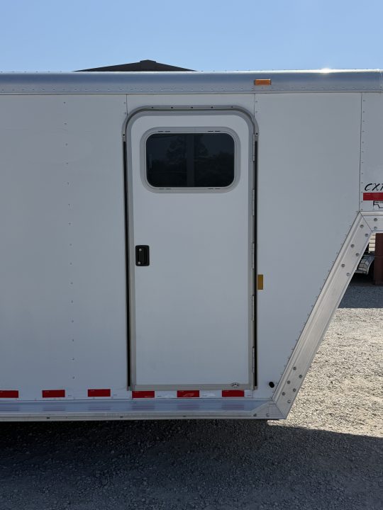 Trailer Photo 11