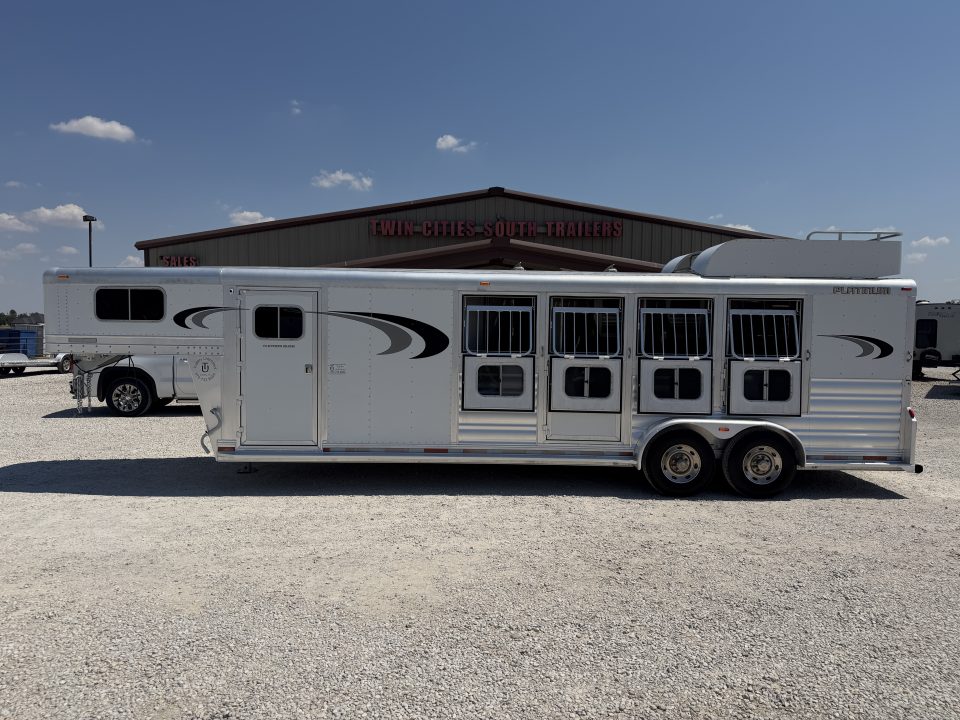 Trailer Photo 2