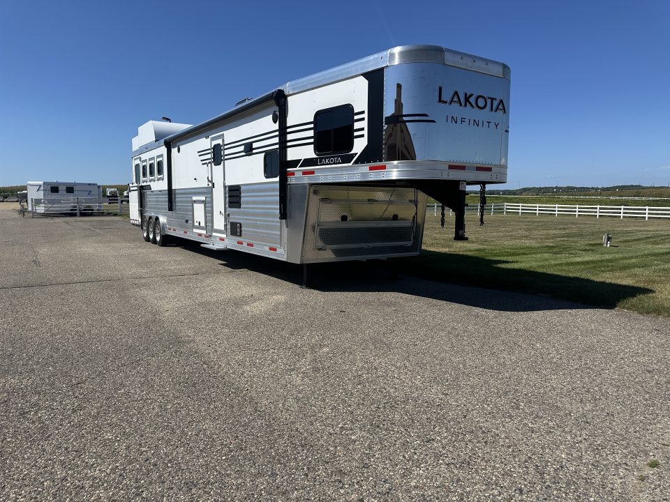 Trailer Photo 2