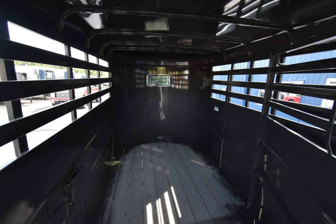 Trailer Photo 6