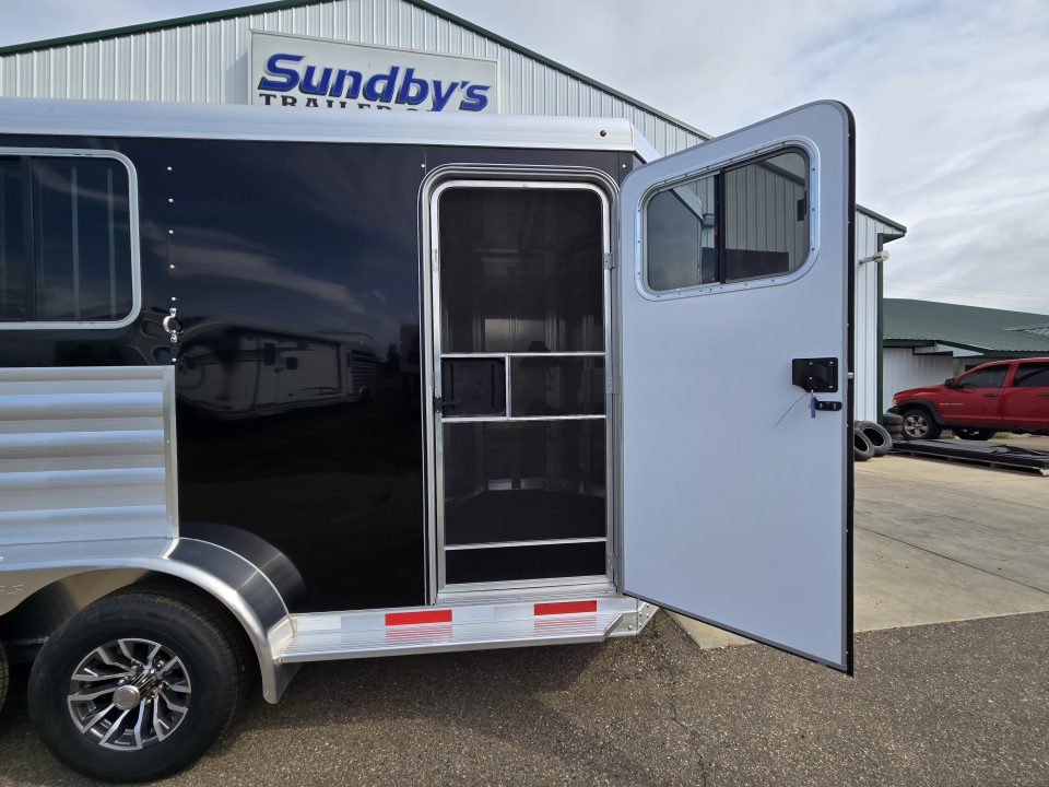 Trailer Photo 7