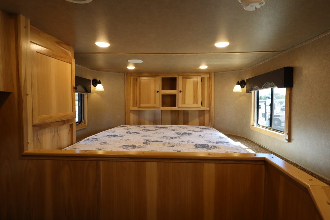 Trailer Photo 16