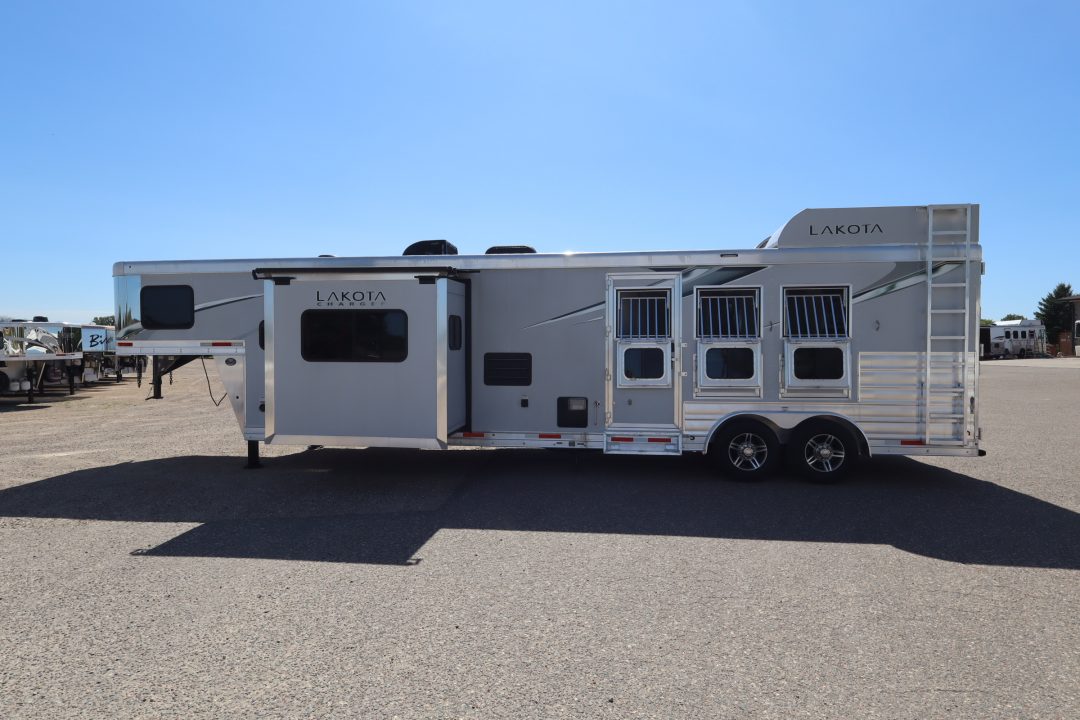 Trailer Photo 7