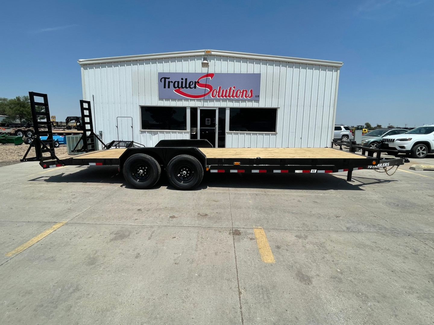 New 2025 PJ Trailers CC222 Car Hauler