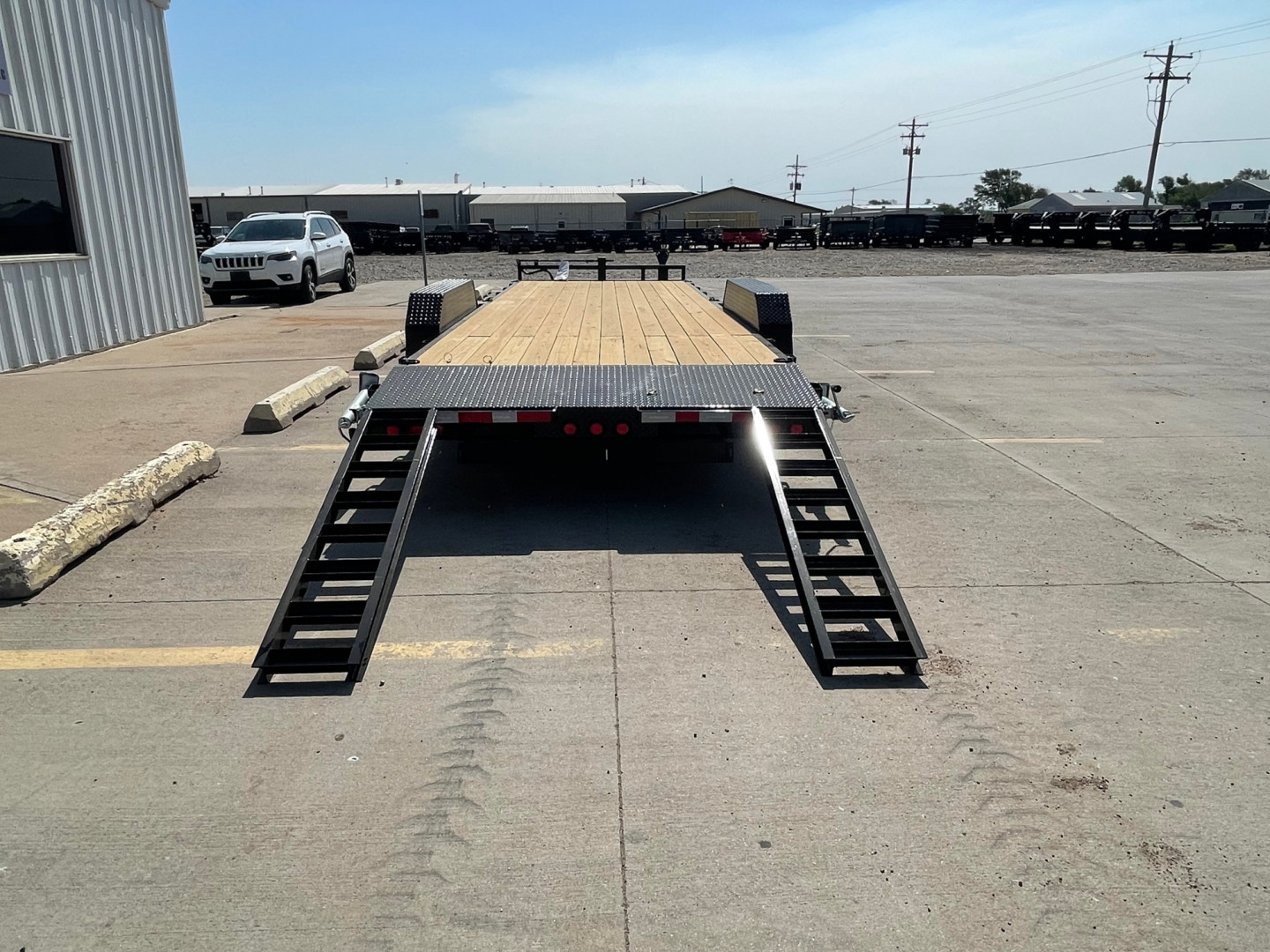 New 2025 PJ Trailers CC222 Car Hauler