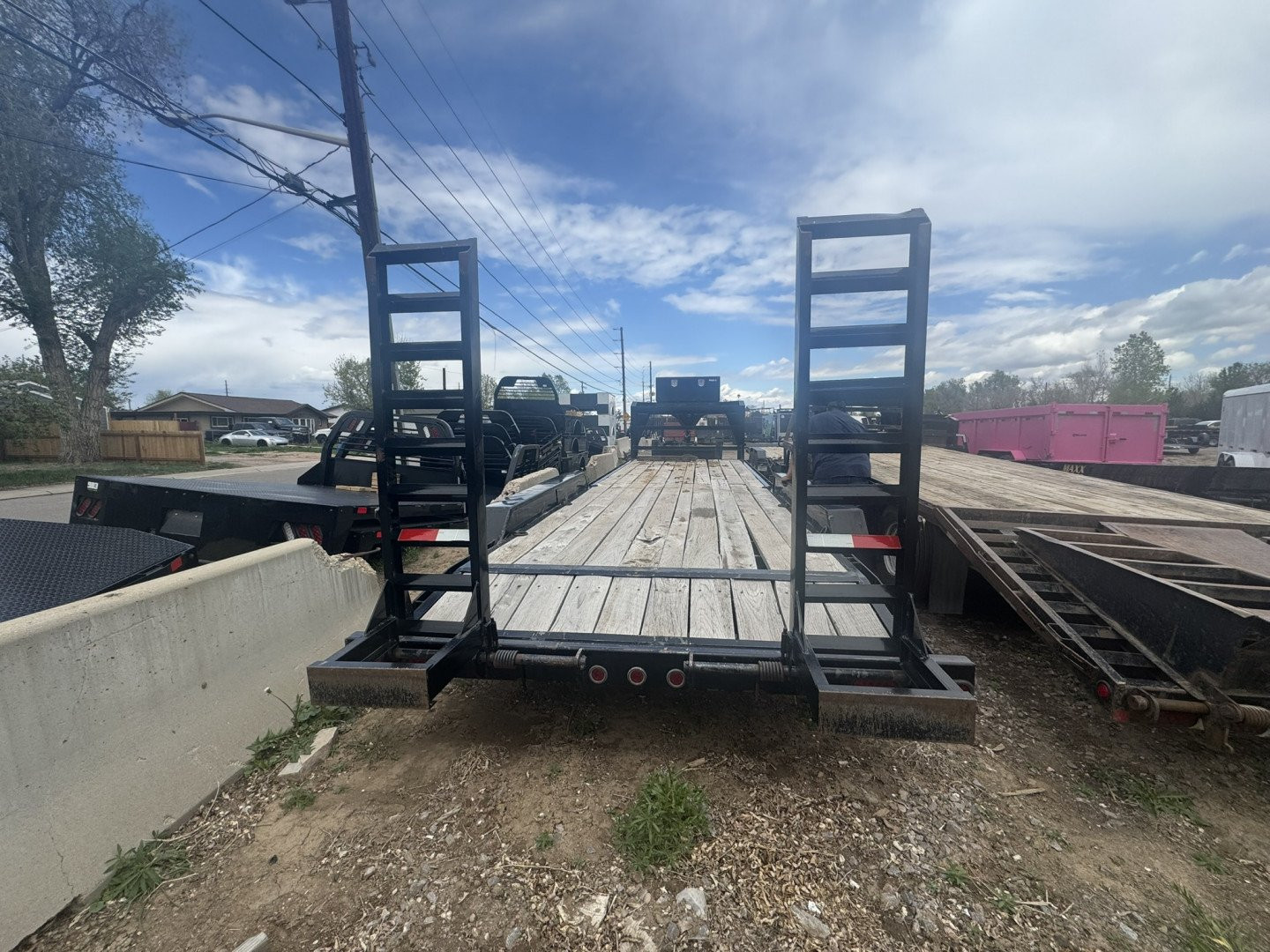 Used 2021 Diamond T 7-HD26TripleGooseNeckEquipmentHauler