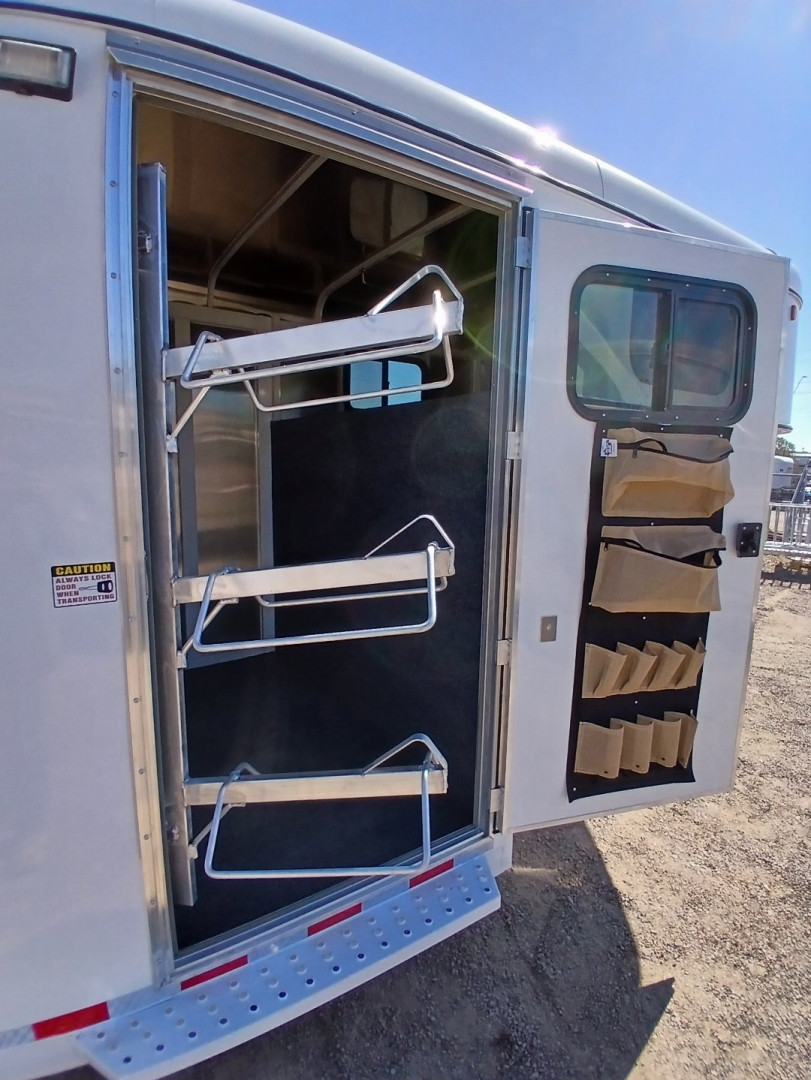 Trailer Photo 16